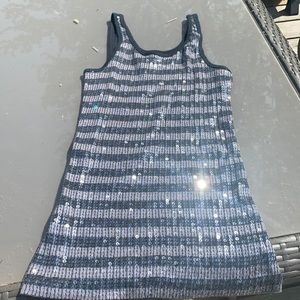 Sequenced tank top
